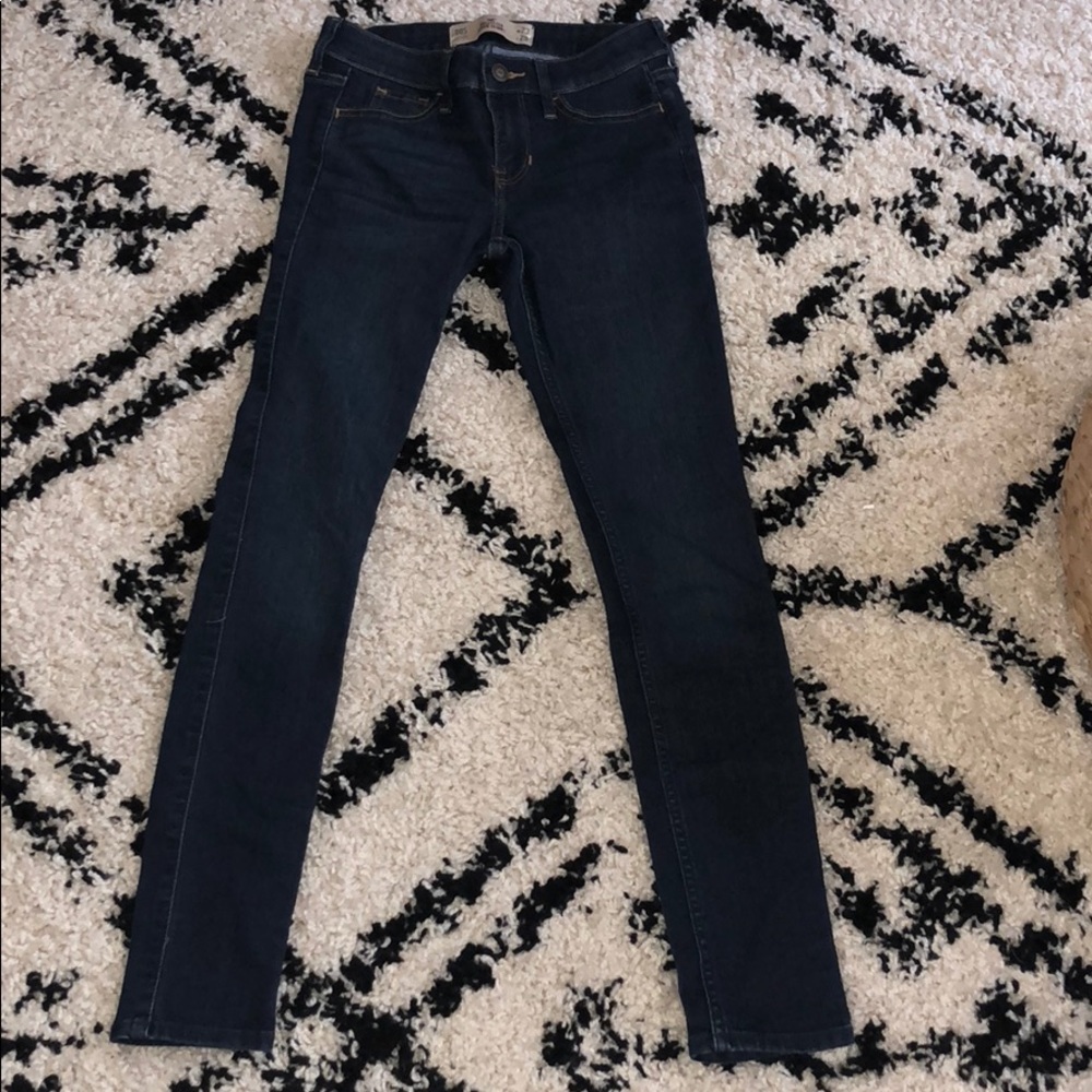 hollister super dark blue extra skinny jeans